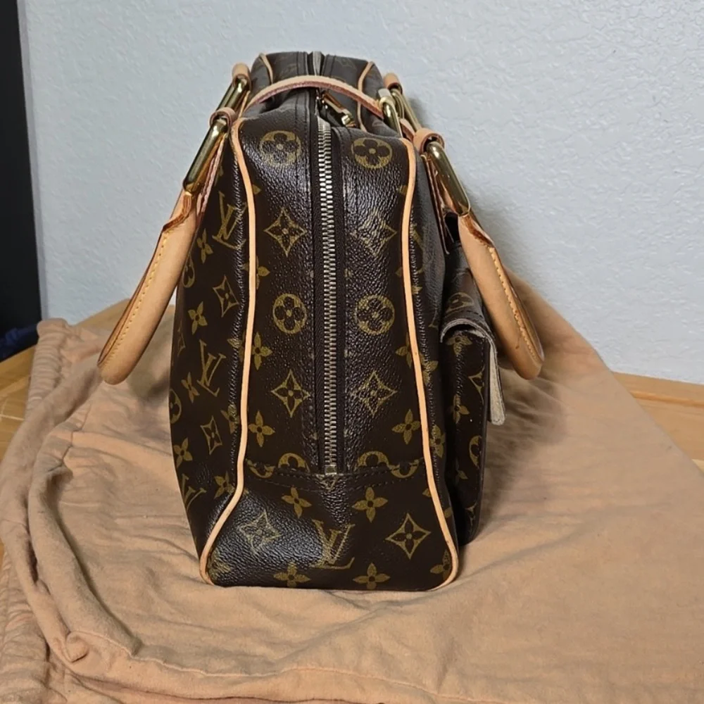 Louis Vuitton Monogram Manhattan GM